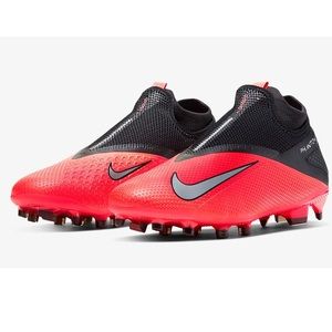 Nike Soccer / Football Cleats, Big Kids Size 5